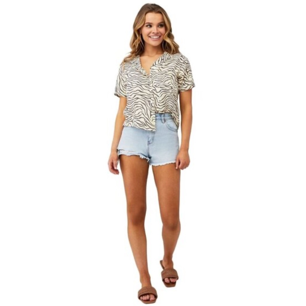 BeachGold Tina Shirt in Swirl Animal Large Womens Button Down Blouse Top